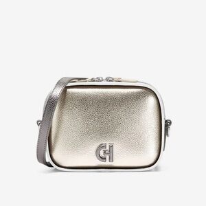 NWT COLE HAAN Grand Essentials Crossbody Camera Bag in Silver Gold